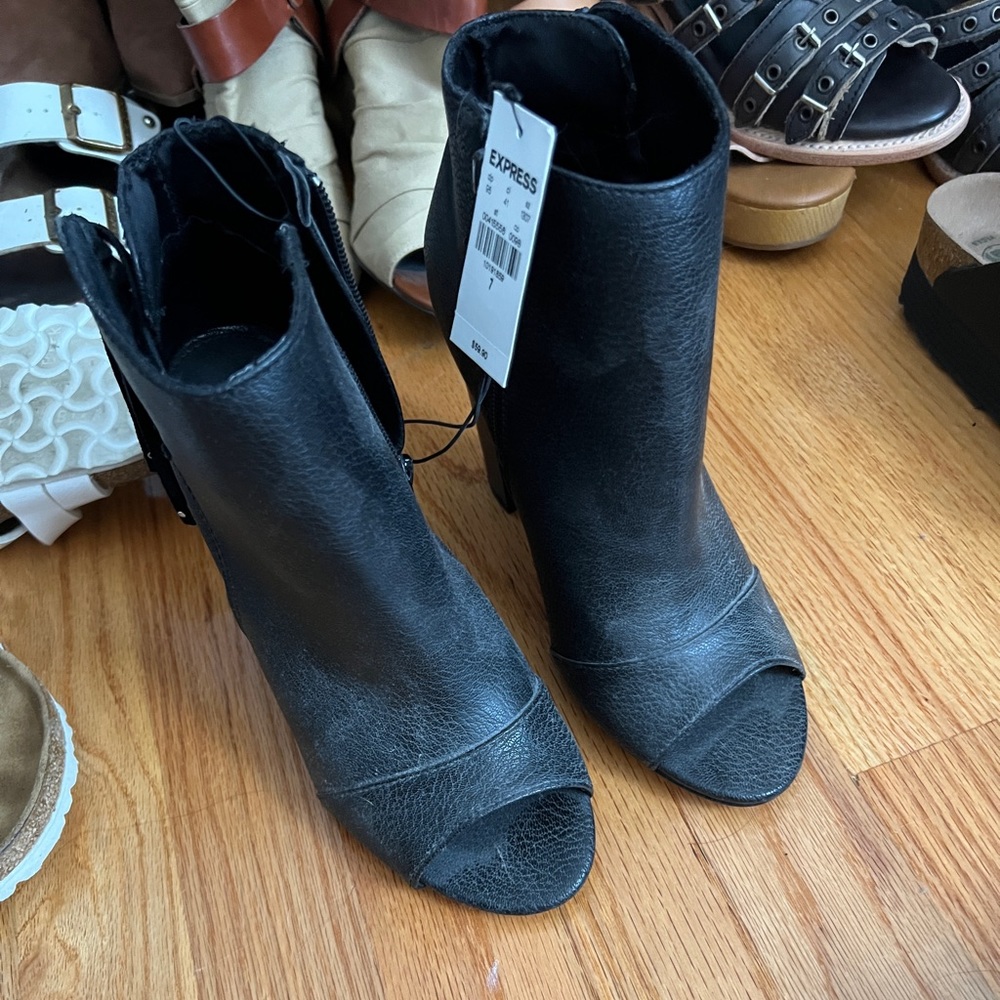 Express boots